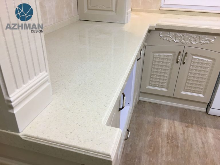 اجرای صفحه کابینت کرمی با کورین الجی